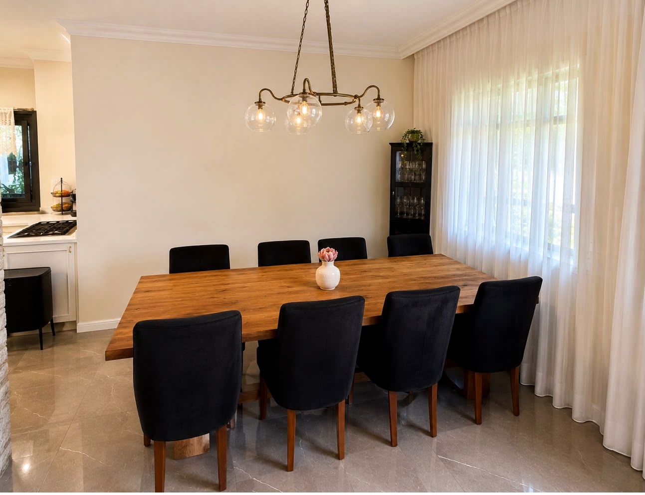 פינת אוכל בדירת גן למכירה בשכונת הציפורים, מודיעין פינת אוכל בדירת גן למכירה בשכונת הציפורים, מודיעין